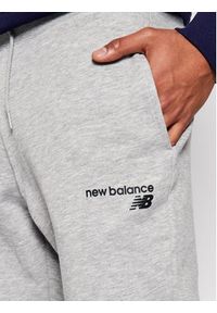 New Balance Spodnie dresowe C C F Pant MP03904 Szary Athletic Fit. Kolor: szary. Materiał: bawełna, dresówka