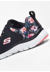 bonprix - Sneakersy Skechers z pianką memory. Kolor: czarny. Wzór: kwiaty #3