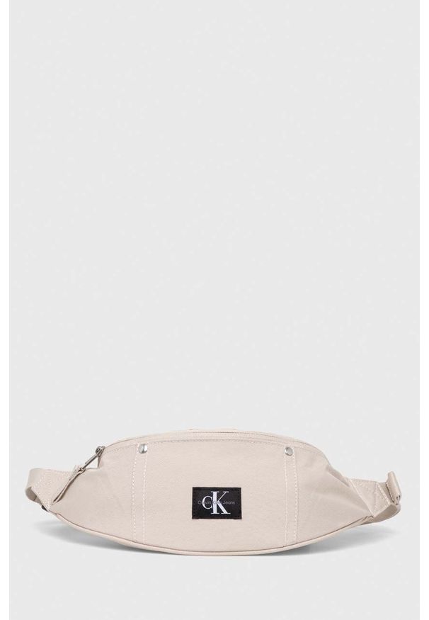 Calvin Klein Jeans nerka kolor beżowy. Kolor: beżowy. Materiał: poliester