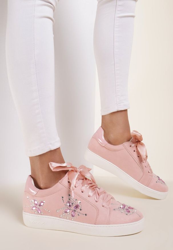 Renee - Różowe Sneakersy Turn To Left. Kolor: różowy. Materiał: satyna, skóra. Wzór: aplikacja