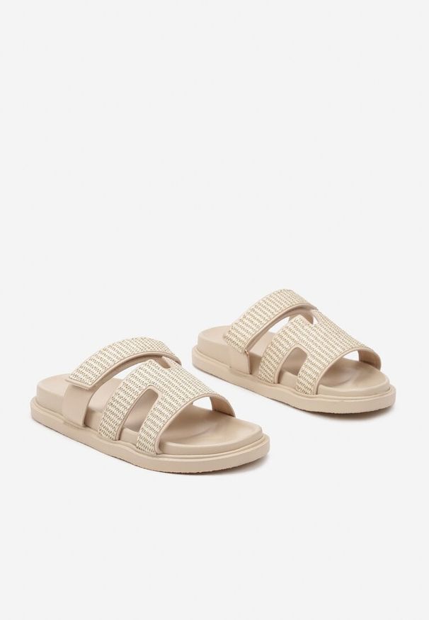 Born2be - Beżowe Klapki z Geometrycznymi Paskami i Zapięciem na Rzep Florevelia. Okazja: na co dzień. Kolor: beżowy. Materiał: jeans. Wzór: geometria. Styl: casual, elegancki