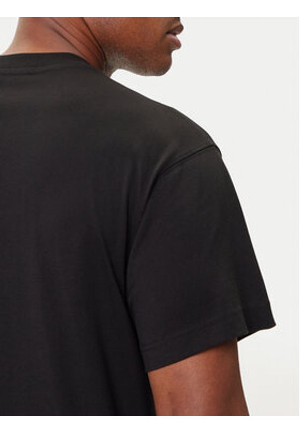 Versace Jeans Couture T-Shirt 79GAHP03 CJ01P Czarny Regular Fit. Kolor: czarny. Materiał: bawełna