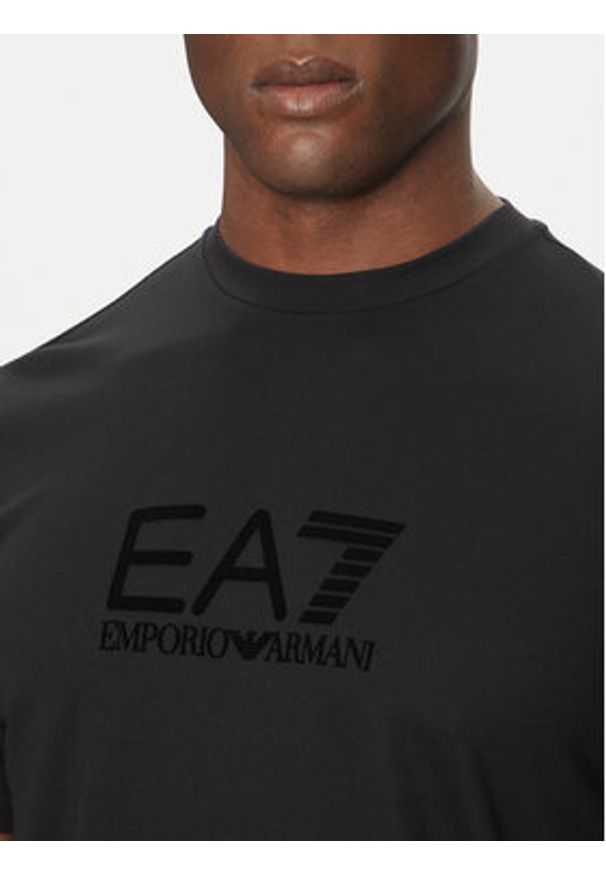 EA7 Emporio Armani T-Shirt 7M000092 AF13870 UC001 Czarny Regular Fit. Kolor: czarny. Materiał: syntetyk