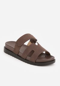 Born2be - Brązowe Klapki Ozdobione Wycięciami Tatonnira. Okazja: na co dzień. Kolor: brązowy. Materiał: jeans. Wzór: aplikacja. Obcas: na obcasie. Styl: casual. Wysokość obcasa: niski #3