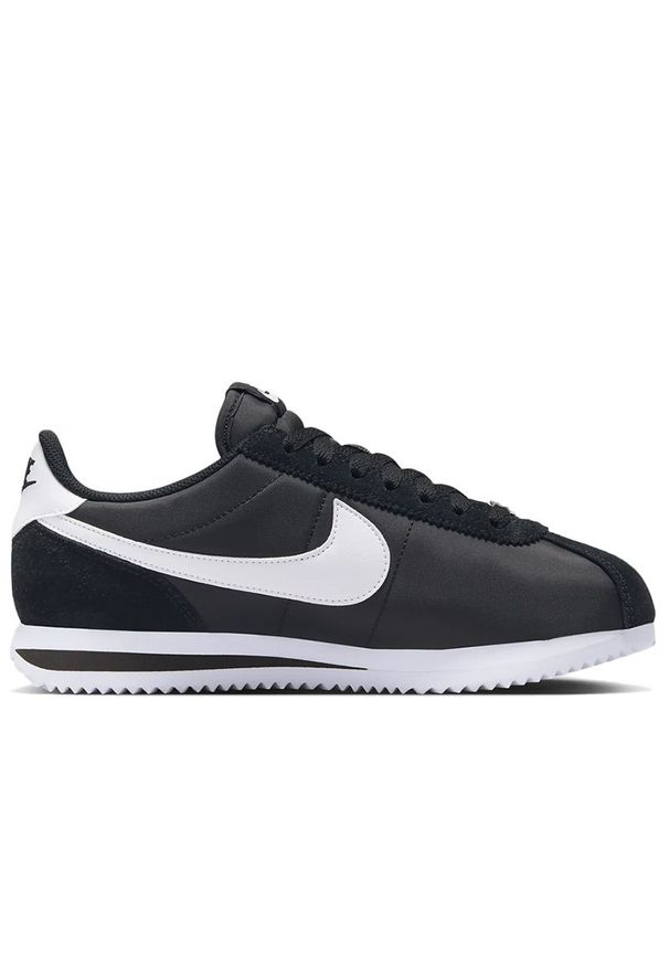 Buty damskie Nike Cortez Textile DZ2795-001 - czarne. Kolor: czarny. Materiał: tkanina, syntetyk, guma, skóra. Szerokość cholewki: normalna. Wzór: jodełka. Model: Nike Cortez