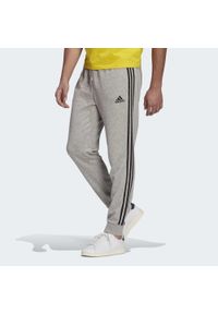 Adidas - Spodnie męskie adidas ESSENTIALS 3-STRIPES. Kolor: szary, wielokolorowy, czarny. Sport: joga i pilates #1