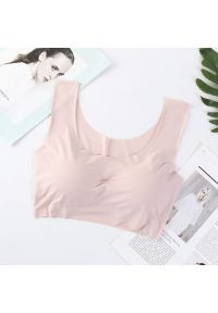 Intica - Biustonosz bezszwowy push-up z usztywnieniem Haruko. Kolor: różowy. Materiał: materiał. Rodzaj stanika: push-up