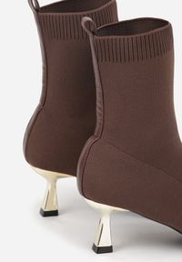 Born2be - Brązowe Botki Vices na Metalicznej Szpilce Kaczuszce ze Skarpetową Cholewką Vamige. Okazja: na co dzień. Kolor: brązowy. Materiał: jeans. Szerokość cholewki: normalna. Obcas: na szpilce. Styl: casual, klasyczny #2