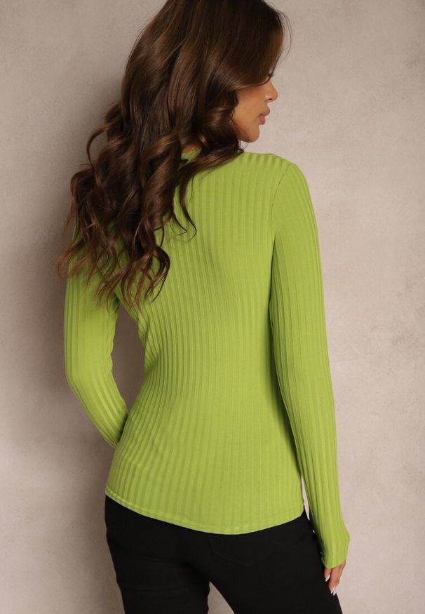 Renee - Zielona Casualowa Bluzka z Prążkowanego Materiału Bralora. Okazja: na co dzień. Kolor: zielony. Materiał: materiał, prążkowany. Styl: casual