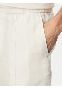Hugo - HUGO Szorty materiałowe Cino 262FW 50562792 Kremowy Straight Fit. Kolor: kremowy. Materiał: len #5