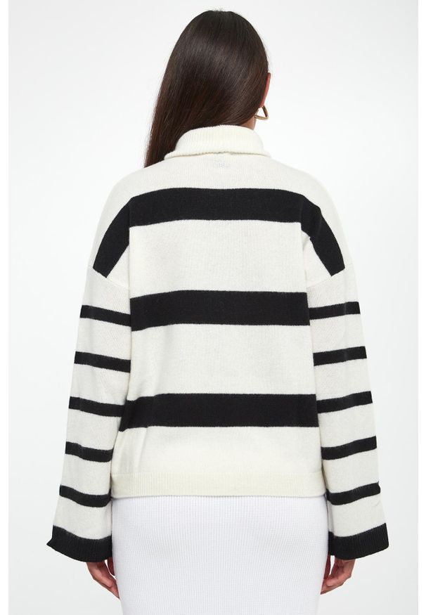 Liu Jo - Golf damski wełniany LIU JO. Typ kołnierza: golf. Materiał: wełna