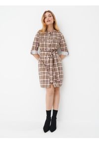 Mohito - Koszulowa sukienka mini w kratę - Różowy. Kolor: różowy. Typ sukienki: koszulowe. Długość: mini #2