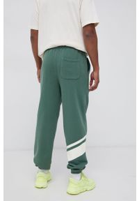 Brixton - Spodnie. Kolor: zielony. Materiał: poliester. Wzór: nadruk #2