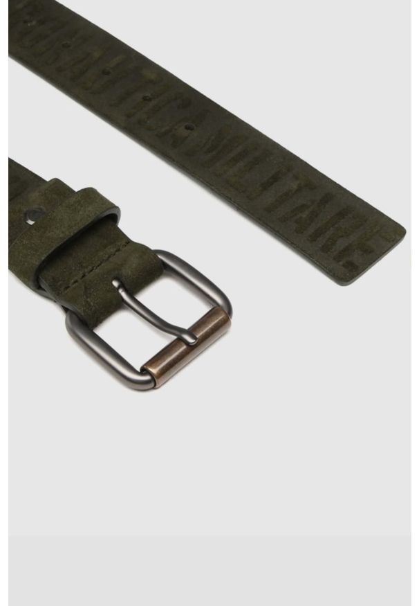 Aeronautica Militare - AERONAUTICA MILITARE Skórzany zielony pasek męski z wypukłymi napisami, Rozmiar 105. Kolor: zielony. Materiał: skóra. Wzór: napisy