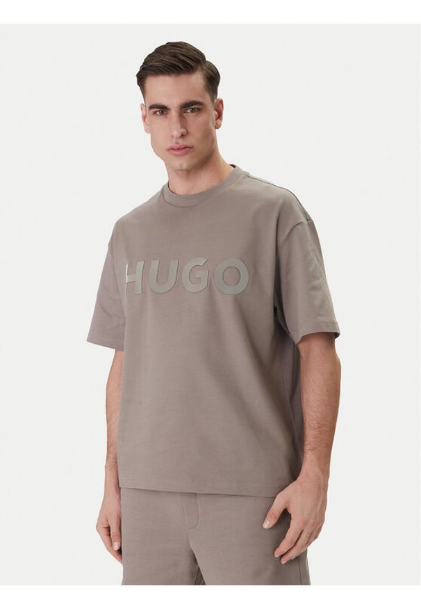 Hugo - HUGO T-Shirt Dinkee 50525765 Beżowy Oversize. Kolor: beżowy. Materiał: bawełna