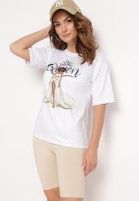 Born2be - Beżowy Komplet T-shirt z Nadrukiem i Kolarki z Wysokim Stanem Jannesca. Kolor: beżowy. Materiał: tkanina. Wzór: nadruk #1