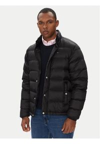 Tommy Jeans Kurtka puchowa DM0DM21937 Czarny Regular Fit. Kolor: czarny. Materiał: syntetyk
