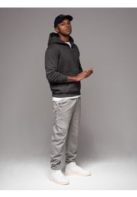 Ombre Clothing - Dzianinowe joggery męskie z kieszeniami cargo – jasnoszare V4 - Rozmiar: L. Okazja: na co dzień. Kolor: szary. Materiał: dzianina. Wzór: aplikacja. Styl: casual #6