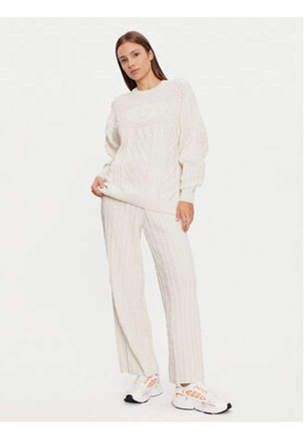 Adidas - adidas Spodnie dzianinowe JN7658 Écru Regular Fit. Materiał: syntetyk