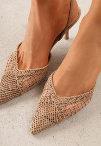 Renee - Ciemnobeżowe Szpilki VICES Ozdobione Siateczką Coraerial. Nosek buta: otwarty. Kolor: beżowy. Materiał: skóra, materiał. Wzór: aplikacja. Sezon: lato. Obcas: na szpilce. Wysokość obcasa: średni #6