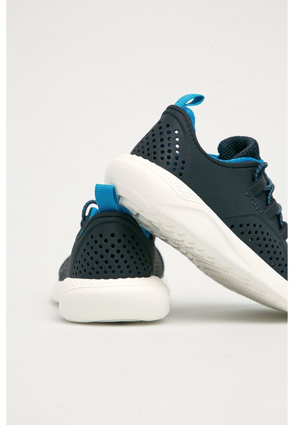 Crocs - Buty dziecięce Lite Ride Pancer. Nosek buta: okrągły. Zapięcie: sznurówki. Kolor: niebieski. Materiał: guma