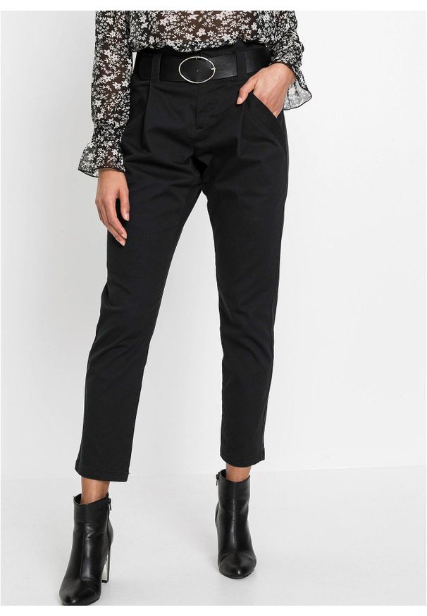 bonprix - Spodnie z zakładkami z bawełny. Kolor: czarny. Materiał: bawełna