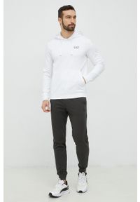EA7 Emporio Armani bluza bawełniana męska kolor biały z kapturem gładka. Okazja: na co dzień. Typ kołnierza: kaptur. Kolor: biały. Materiał: bawełna. Wzór: gładki. Styl: casual #5