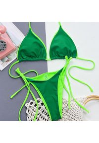 Intica - Bikini plażowe z regulowanymi sznureczkami Fawn. Kolor: zielony. Materiał: tkanina, materiał #1