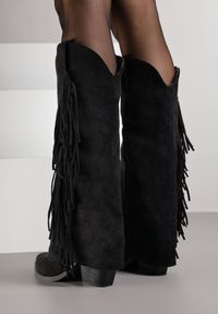 Born2be - Czarne Kozaki Kowbojki na Obcasie z Wywiniętą Cholewką z Frędzlami Monasatia. Okazja: do pracy. Kolor: czarny. Materiał: dzianina, jeans. Szerokość cholewki: normalna. Wzór: aplikacja. Obcas: na obcasie. Styl: klasyczny, elegancki. Wysokość obcasa: średni