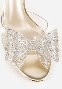 Born2be - Złote Eleganckie Sandały Transparentne VICES na Szpilce z Kokardą z Cyrkoniami Pirera. Okazja: na komunię, na wesele, na studniówkę, na ślub cywilny. Zapięcie: pasek. Kolor: złoty. Obcas: na szpilce. Styl: elegancki #8