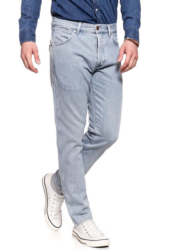 Wrangler - WRANGLER SPODNIE MĘSKIE SLIDER ICE BLUE W18RWG72B 112127409