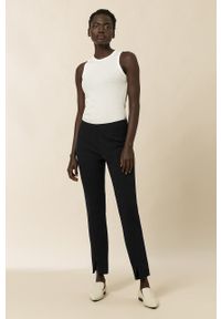 IVY & OAK - Ivy & Oak Spodnie damskie kolor czarny proste high waist. Okazja: na co dzień. Stan: podwyższony. Kolor: czarny. Materiał: materiał. Styl: casual #2