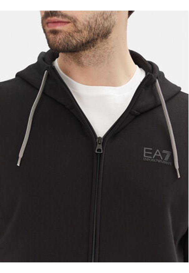 EA7 Emporio Armani Dres 7M000243 AF10377 UC001 Czarny Regular Fit. Kolor: czarny. Materiał: bawełna