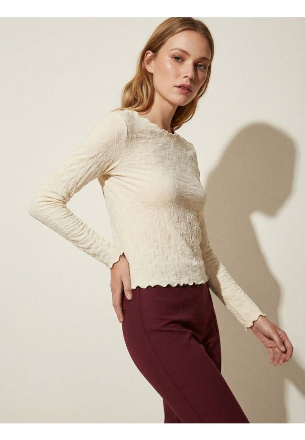 Sinsay - Strukturalna bluzka z długimi rękawami - żółty. Kolor: żółty. Długość rękawa: długi rękaw. Długość: długie