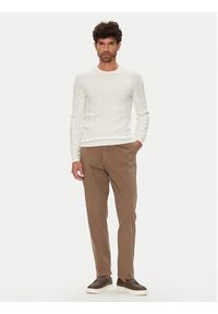 Guess Sweter M5YR07 Z3FC2 Biały Regular Fit. Kolor: biały. Materiał: wiskoza