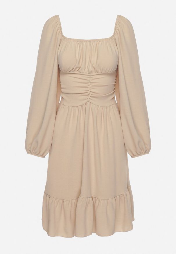 Born2be - Jasnobeżowa Sukienka Auxede. Typ kołnierza: dekolt kwadratowy. Kolor: beżowy. Materiał: tkanina. Długość rękawa: długi rękaw. Wzór: gładki
