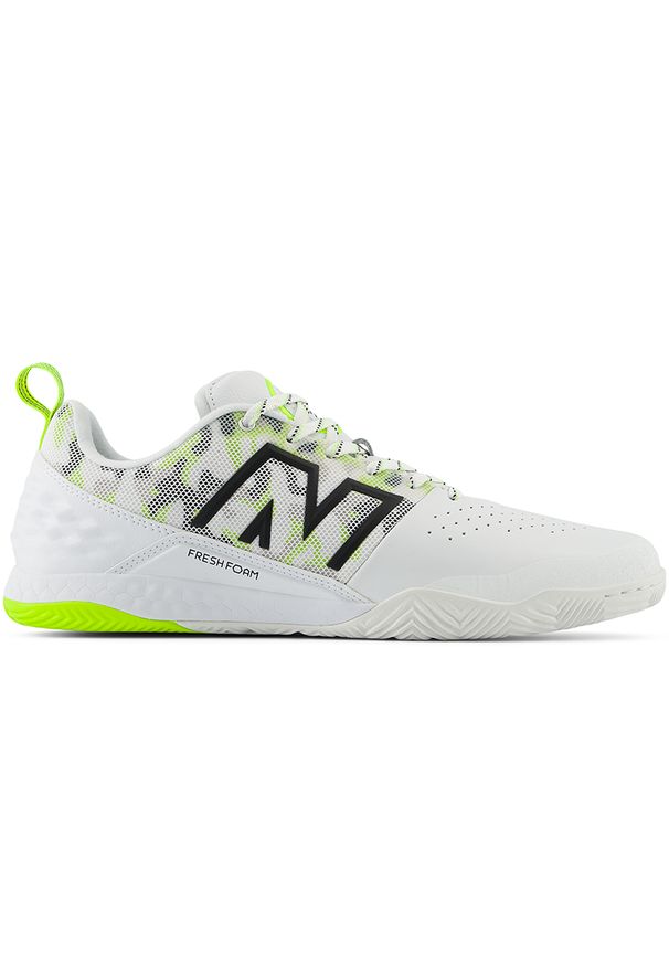 New Balance - Halówki męskie AUDAZO V6 COMMAND IN SA2IWH6 – białe. Kolor: biały. Materiał: materiał, syntetyk. Szerokość cholewki: normalna. Sport: fitness