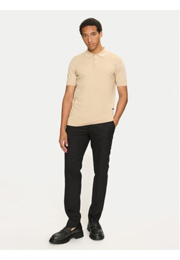 Hugo Spodnie materiałowe Getlin243F2X 50519673 Czarny Slim Fit. Kolor: czarny. Materiał: syntetyk
