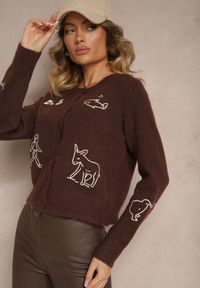 Renee - Ciemnobrązowy Kardigan z Wełną na Guziki z Haftowanym Wzorem Nelyra. Okazja: na co dzień. Kolor: brązowy. Materiał: wełna. Wzór: haft. Styl: casual, elegancki #4