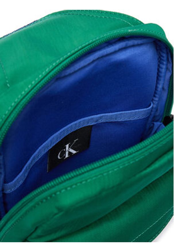 Calvin Klein Saszetka Bold Sling LV04D3300G Zielony. Kolor: zielony. Materiał: materiał