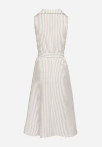 Born2be - Biała Sukienka o Koszulowym Kroju Bez Rękawów z Wiązanym Paskiem Liriora. Okazja: na co dzień. Typ kołnierza: dekolt w kształcie V. Kolor: biały. Długość rękawa: bez rękawów. Typ sukienki: koszulowe. Styl: klasyczny, casual #4