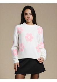Sinsay - Sweter ze wzorem w kwiatki - kremowy. Kolor: kremowy. Wzór: kwiaty #1