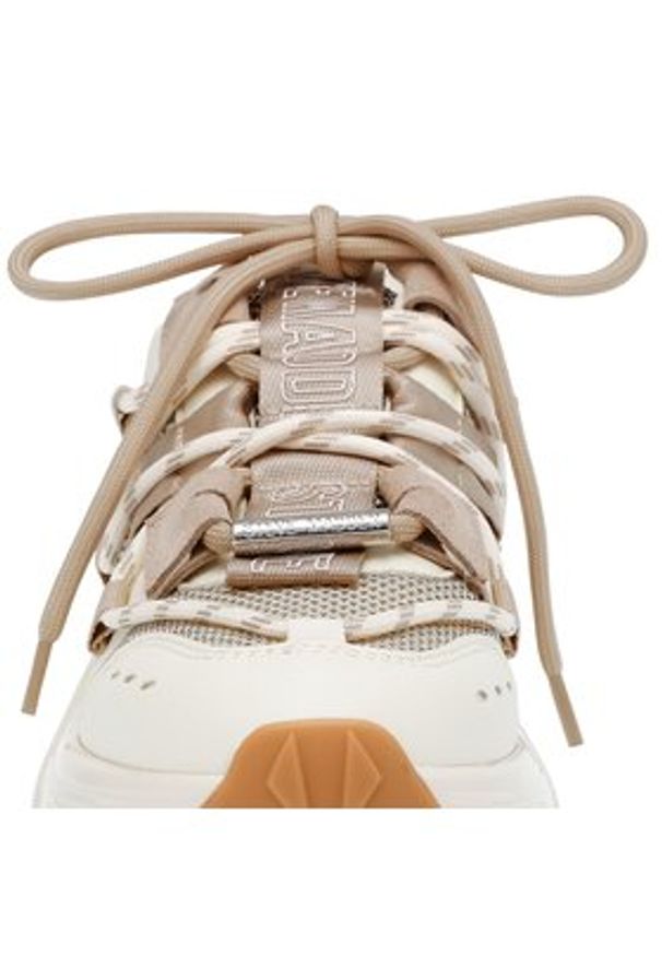 Steve Madden Sneakersy Tazmania Sneaker SM11002419-04005-TBE Brązowy. Kolor: brązowy. Materiał: skóra