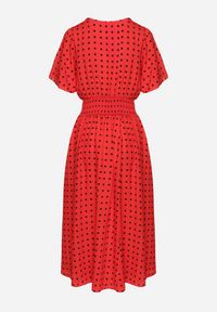 Born2be - Czerwona Sukienka z Bawełny Rozkloszowana w Kropki Toliennea. Okazja: na co dzień. Kolor: czerwony. Materiał: bawełna. Wzór: kropki. Styl: casual #5
