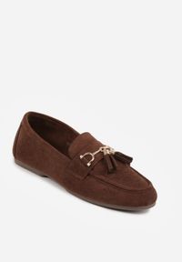 Born2be - Jasnobrązowe Mokasyny VICES z Modnymi Chwostami z Imitacji Zamszu z Wkładką z Naturalnej Skóry Calirea. Okazja: do pracy, na co dzień. Kolor: brązowy. Materiał: skóra, zamsz. Wzór: aplikacja. Styl: elegancki, klasyczny, casual #3
