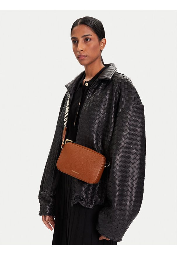 Coccinelle Torebka MN5 Tebe E5 MN5 55 I1 01 Brązowy. Kolor: brązowy. Materiał: skórzane