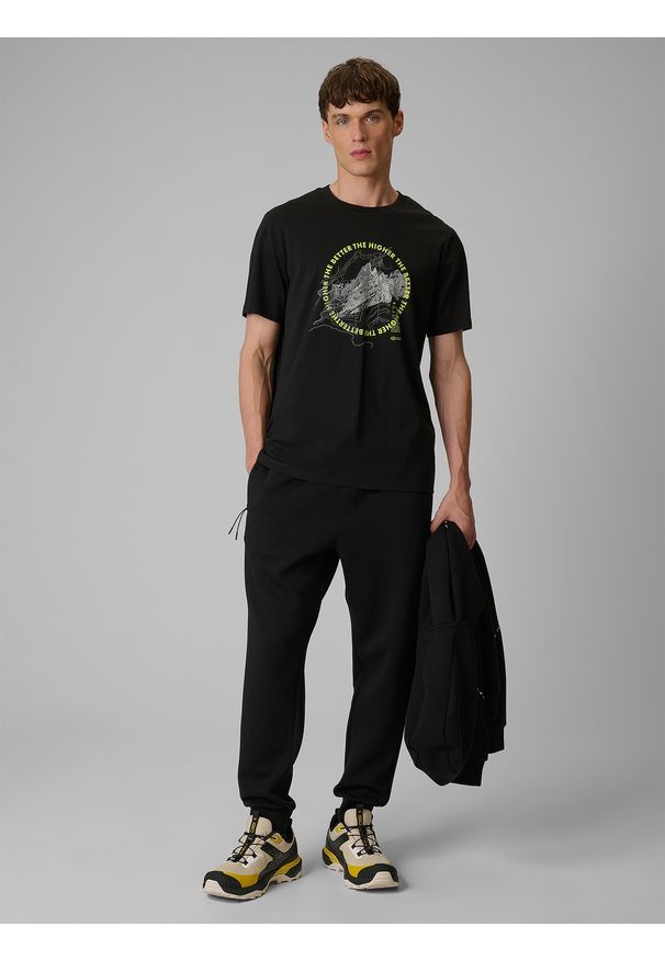 4f - 4F T-shirt regular z nadrukiem męski - czarny L. Okazja: na co dzień. Kolor: czarny. Materiał: dzianina, bawełna. Wzór: nadruk. Styl: casual