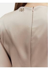 Rinascimento Sukienka koktajlowa CFC0127457003 Beżowy Regular Fit. Kolor: beżowy. Materiał: syntetyk. Styl: wizytowy #5