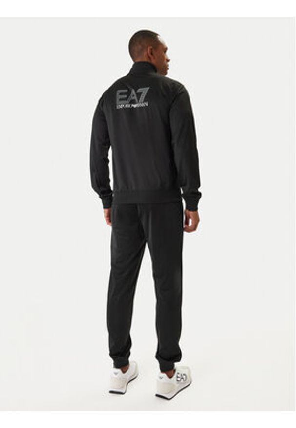 EA7 Emporio Armani Dres 7M001320 AF12449 Czarny Regular Fit. Kolor: czarny. Materiał: syntetyk
