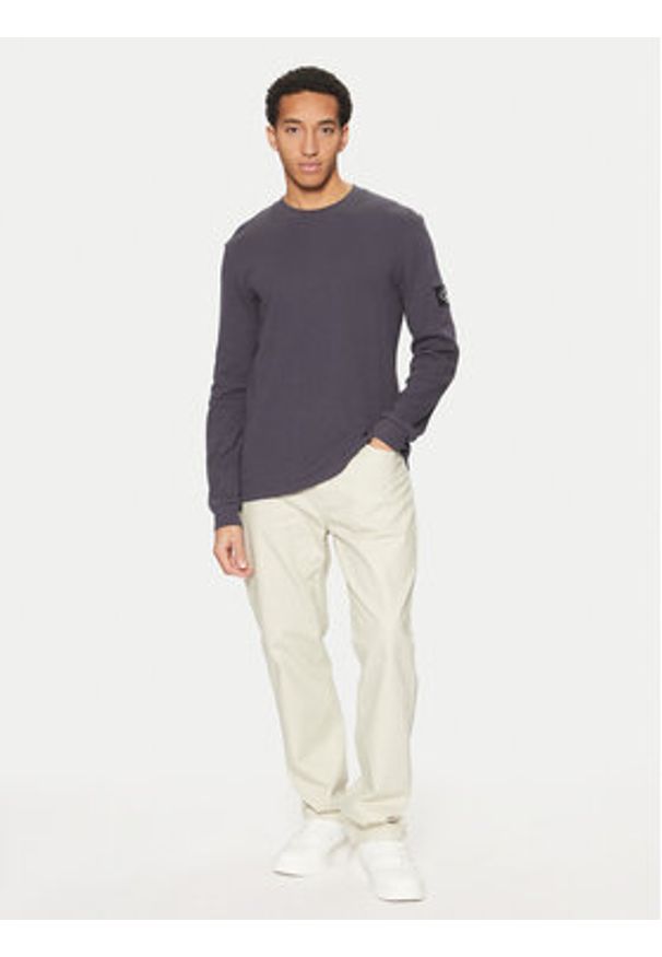Calvin Klein Jeans Bluza J30J323485 Granatowy Regular Fit. Kolor: niebieski. Materiał: bawełna